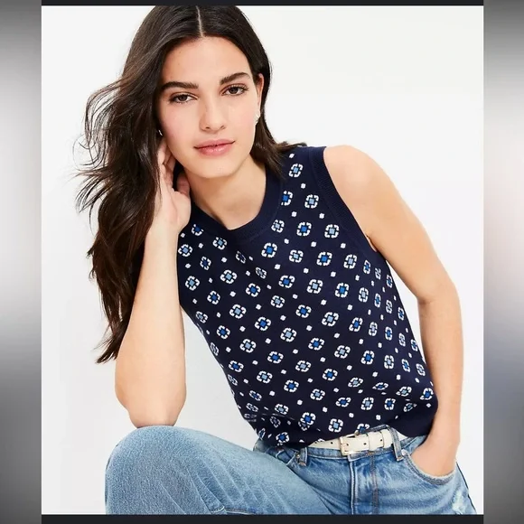 LOFT Navy and White Jacquard Floral sweater tank and mini skirt - Picture 4 of 8